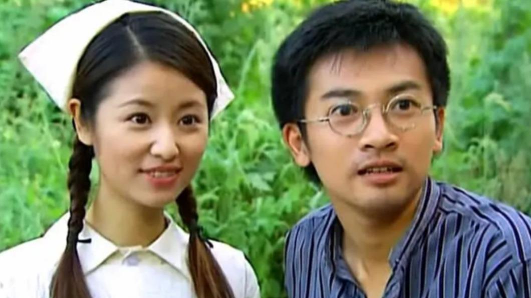 林心如(左)和蘇有朋曾在《情深深雨濛濛》合作。(圖/翻攝自康熙萬事屋微博)