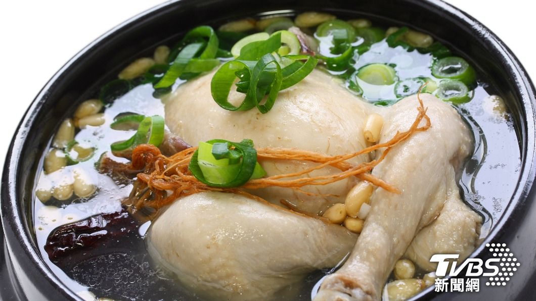 喝完感冒更快好!「蔥雞湯」食譜大公開 4族群須謹慎食用