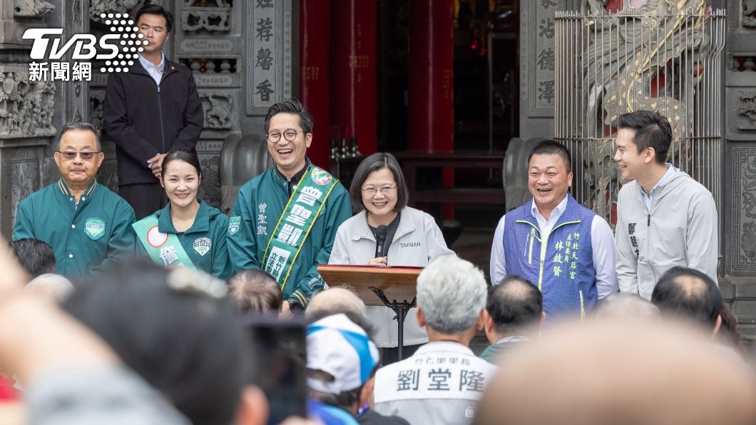 總統任期將屆滿!蔡英文曝「畢業後規劃」:說不定回去當老師