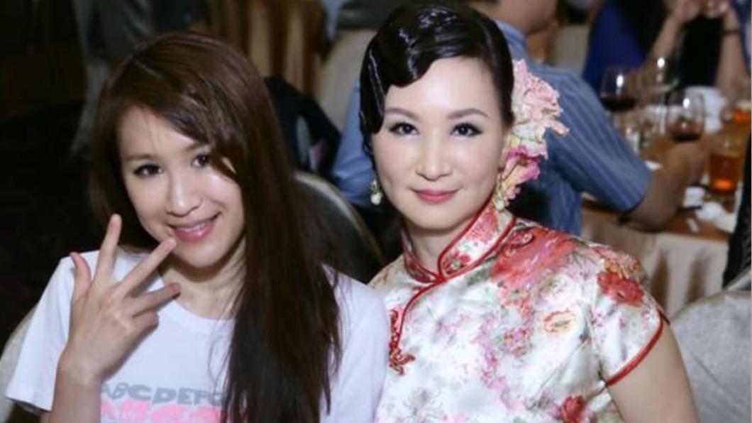 田心蕾跟袁向晴宛茹姊妹。(圖/瑞田音樂提供)
