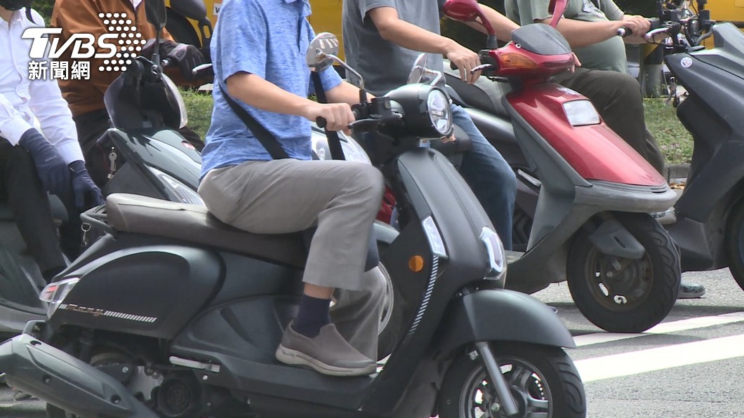 台北街道「禁止切西瓜」陸生霧煞煞!知真相笑翻:很會取名
