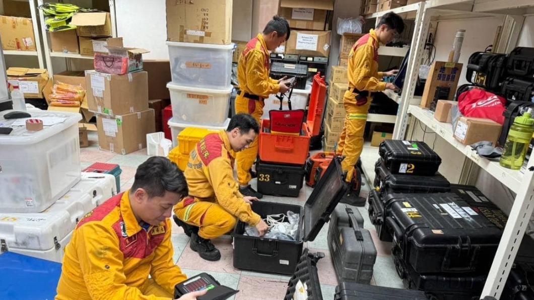 林右昌表示,目前人道救援已完成整備。(圖/翻攝自林右昌臉書)