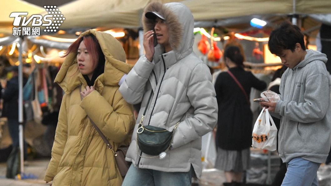 究竟會多冷?鄭明典PO圖秀「關鍵一條線」:顯著的寒流