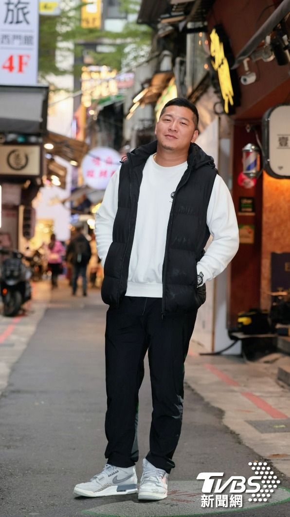 草爺分享籌畫新歌的心情。(圖/趙世平攝)