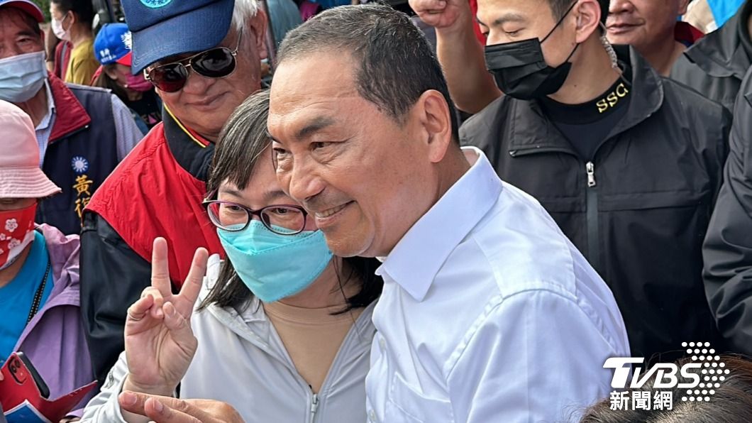 侯友宜直搗賴清德台南本命區　拜廟掃街高喊「咱不會輸」