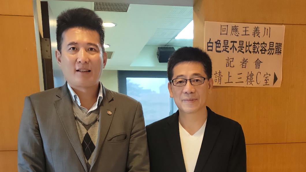 民眾黨中央委員張凱鈞(左)、民眾黨前秘書長謝立功(右)。(圖/謝立功提供)