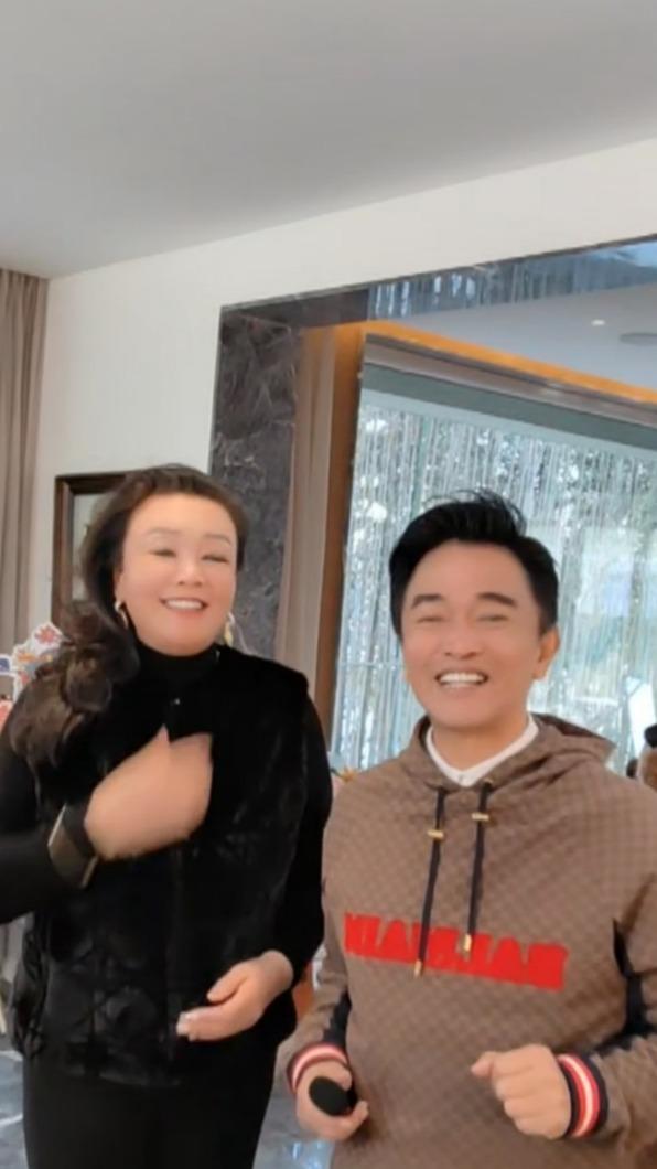 張蘭邀請吳宗憲上直播。(圖/翻攝自張蘭微博)