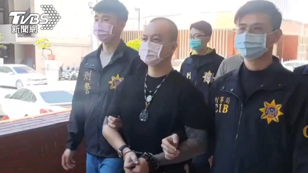 陳姓會長通緝躲兩年仍遭警方逮捕。(圖/TVBS)