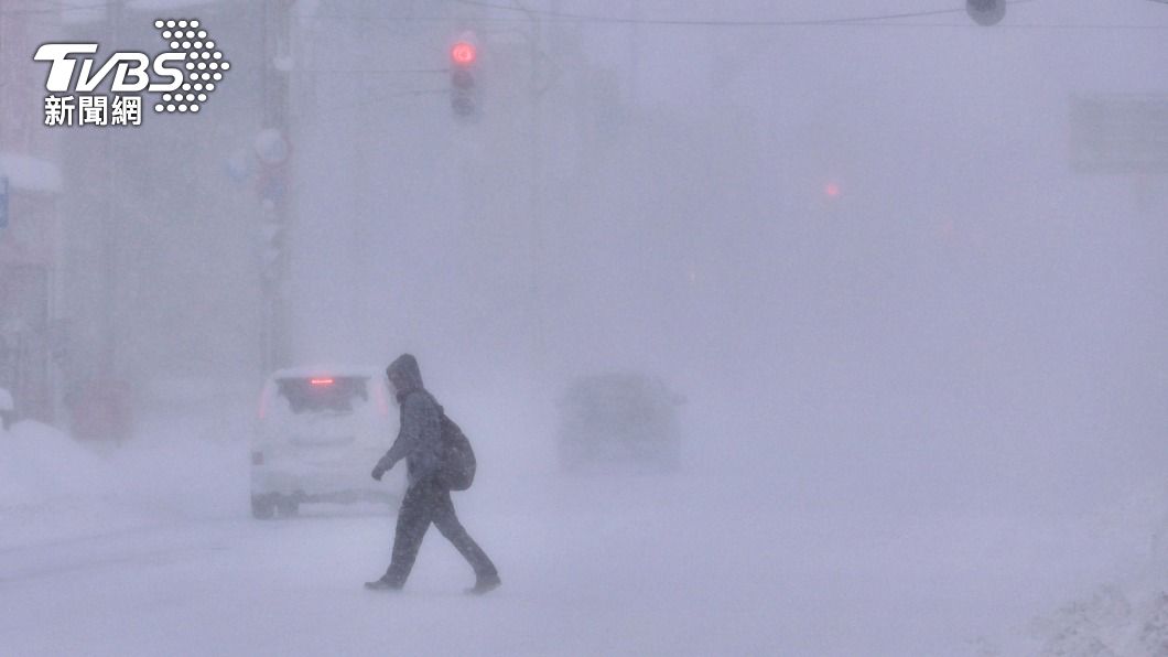 日本十年一遇最強寒流！北海道JR停駛　北陸降雪恐達70公分