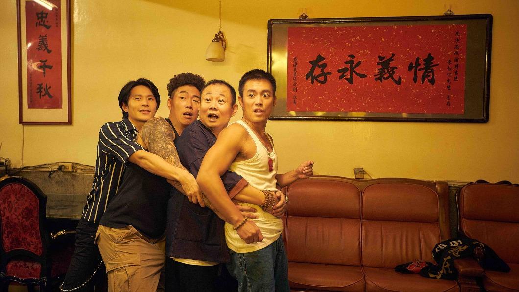 范逸臣、郭泓志陪過除夕圍爐 《我最愛的笨男人》CATCHPLAY電影台首播