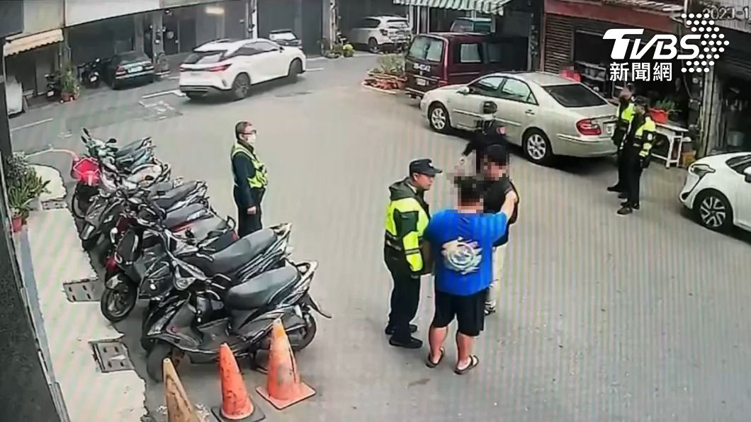 檢舉達人"侵門踏戶」? 麵店業者炸鍋持刀爆衝突