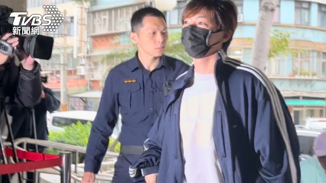 炎亞綸首度開庭。(圖/蘇憶歡攝)