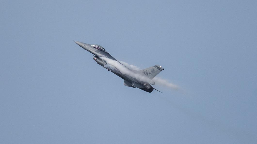0403強震!花蓮空軍基地F-16V戰機受損 軍方曝損傷程度