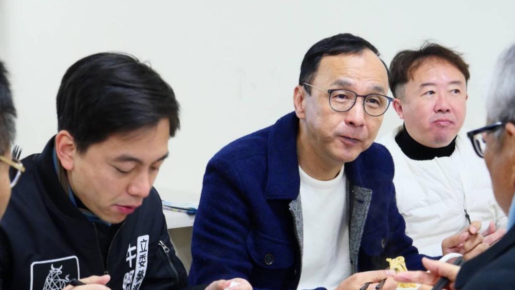 朱立倫替藍營桃園立委候選人牛煦庭站台。（圖／國民黨提供）