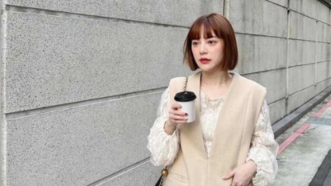 恭喜!35歲女星平安夜被男友求婚 爆哭曬鑽戒答應了