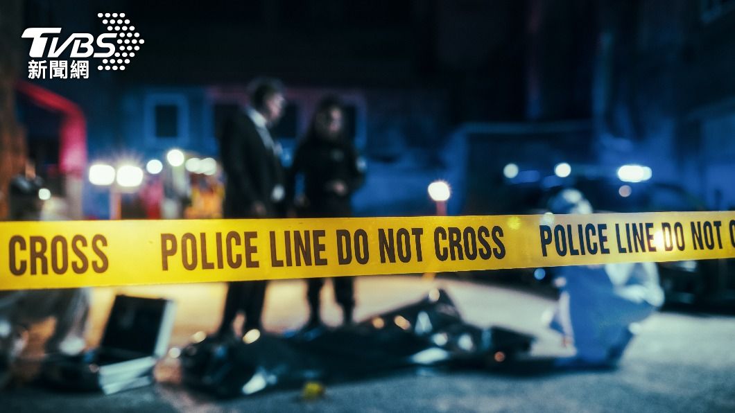 警方獲報到場時,發現男房客已被子彈爆頭。(示意圖,非當事人/shutterstock 達志影像)