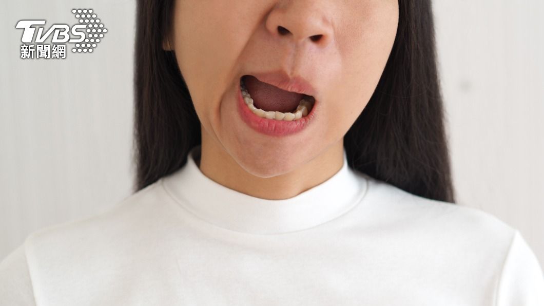 溫差大小心面癱!36歲女起床「臉歪嘴斜」 醫曝1招修復神經