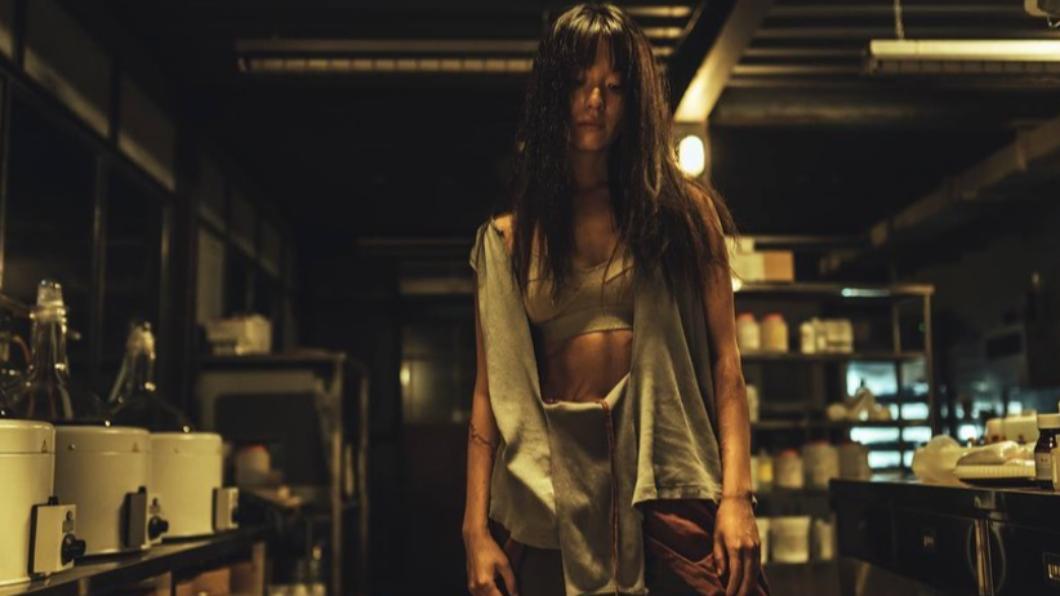 記者們狠批韓孝周的反派在打鬥戲有氣無力。（圖／翻攝自hanhyojoo222 IG）