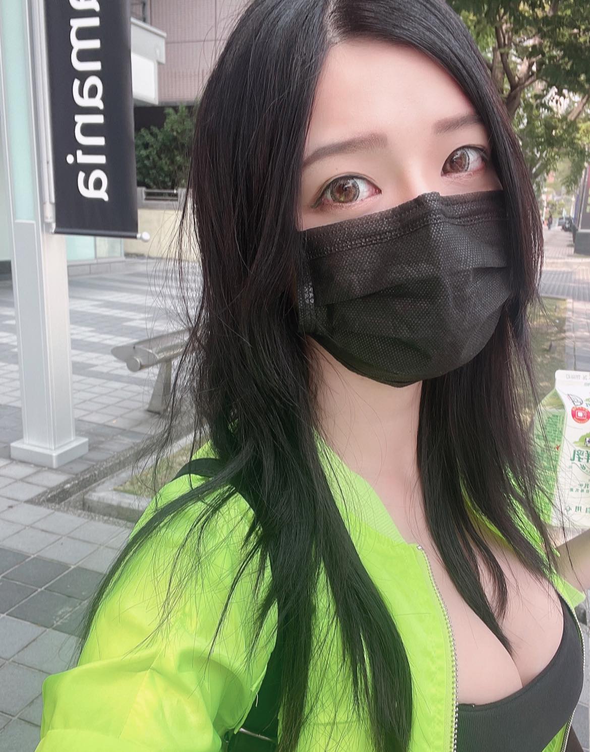 郭媽曬出郭鬼鬼照片幫徵友。(圖/翻攝郭鬼鬼臉書)