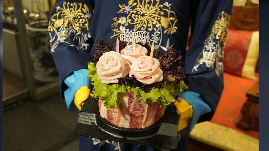 射手、摩羯看過來!火鍋慶生送肉蛋糕 尾牙春酒爽吃黑毛和牛