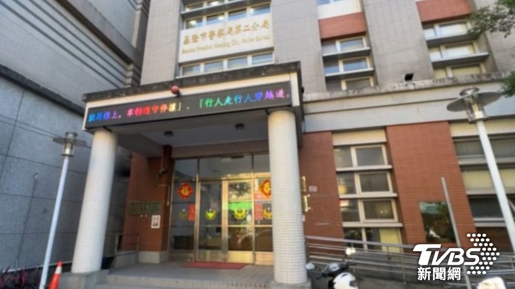 黃姓巡佐遭記2大過免職,直屬長官掉分主管職務記過2次,分局長記過1次。(圖/TVBS)