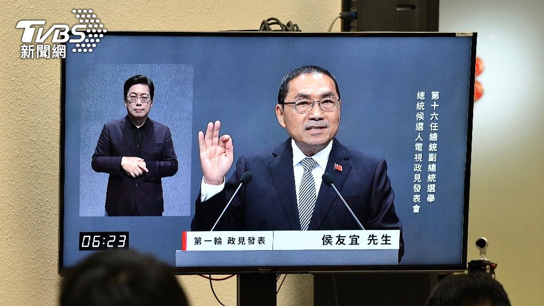 柯文哲稱核一、核二因侯友宜主政的新北市府變僵局。(圖/胡瑞麒攝)