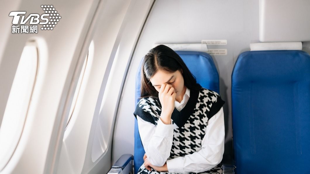 密閉的機艙讓乘客相當容易感染病毒。（示意圖／達志影像shutterstock）