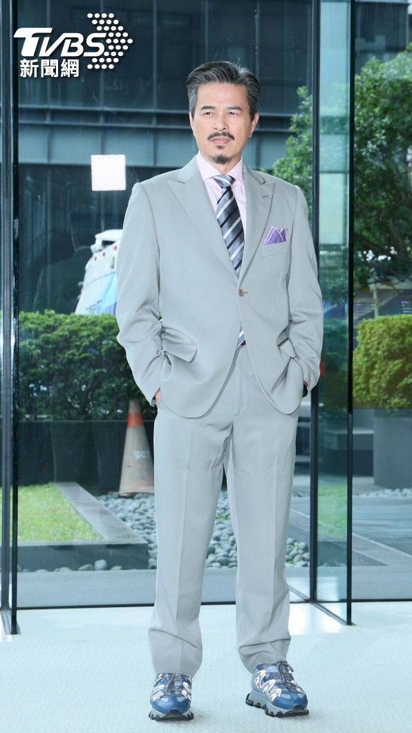 李興文透露兒子在廟裡持續服務,性情變得穩定。(圖/趙世平攝)