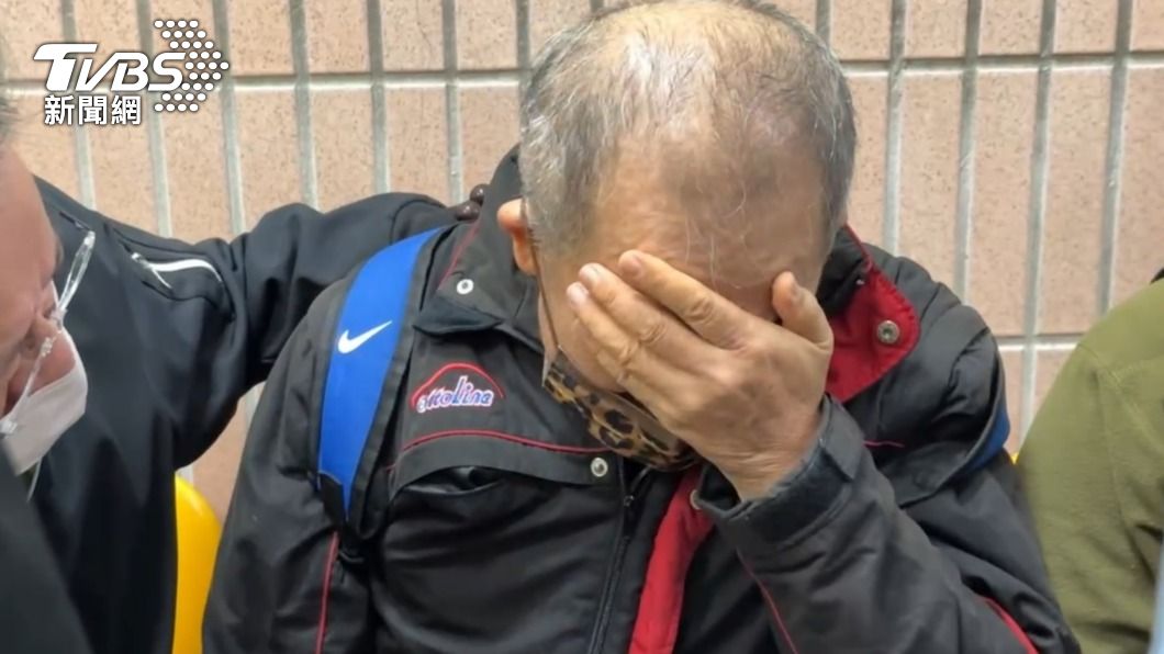 新竹消防分隊長英勇救4人殉職　老父崩潰癱坐醫院嚎啕大哭