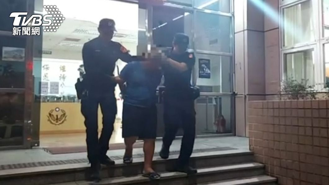 顏男依違反竊盜罪嫌送辦。(圖/警方提供)