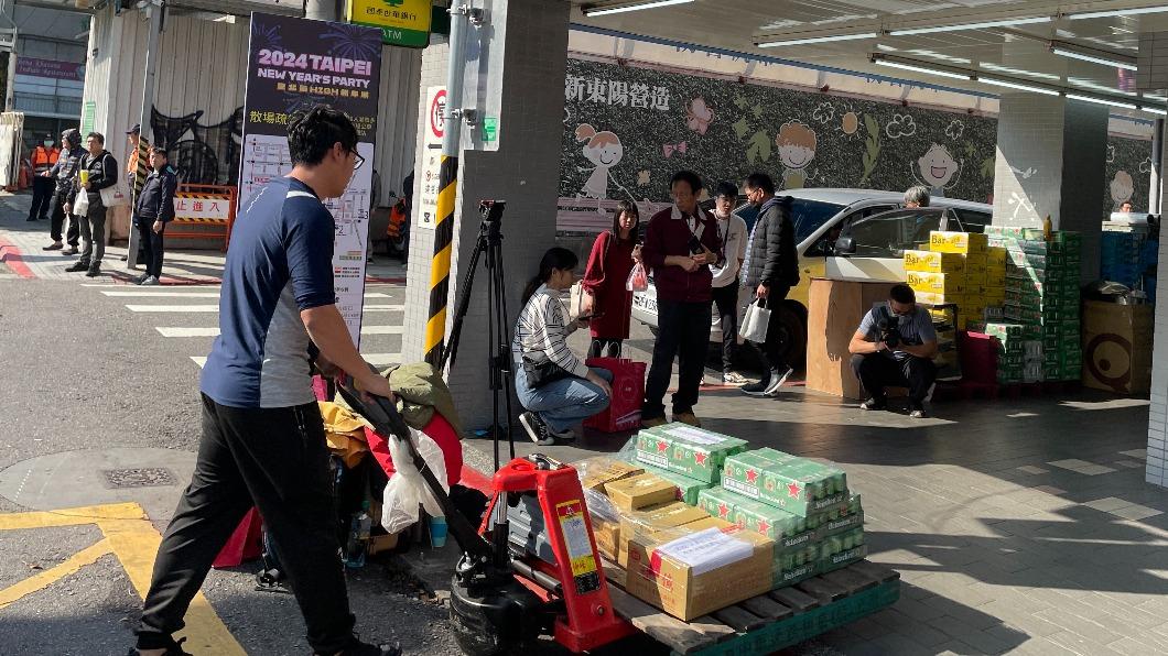 超商備貨量翻倍搶客。（圖／萊爾富提供）
