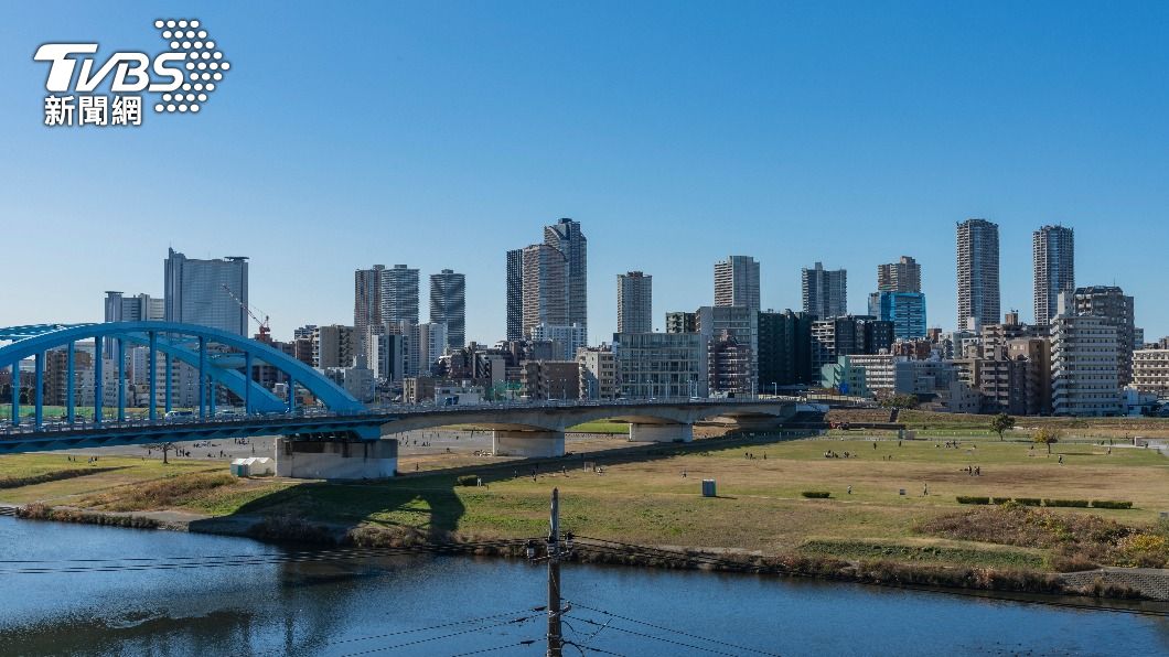多摩川是日本「一級河川」,許多民眾都會在河邊散步釣魚。(示意圖,與本事件無關/Shutterstock達志影像)