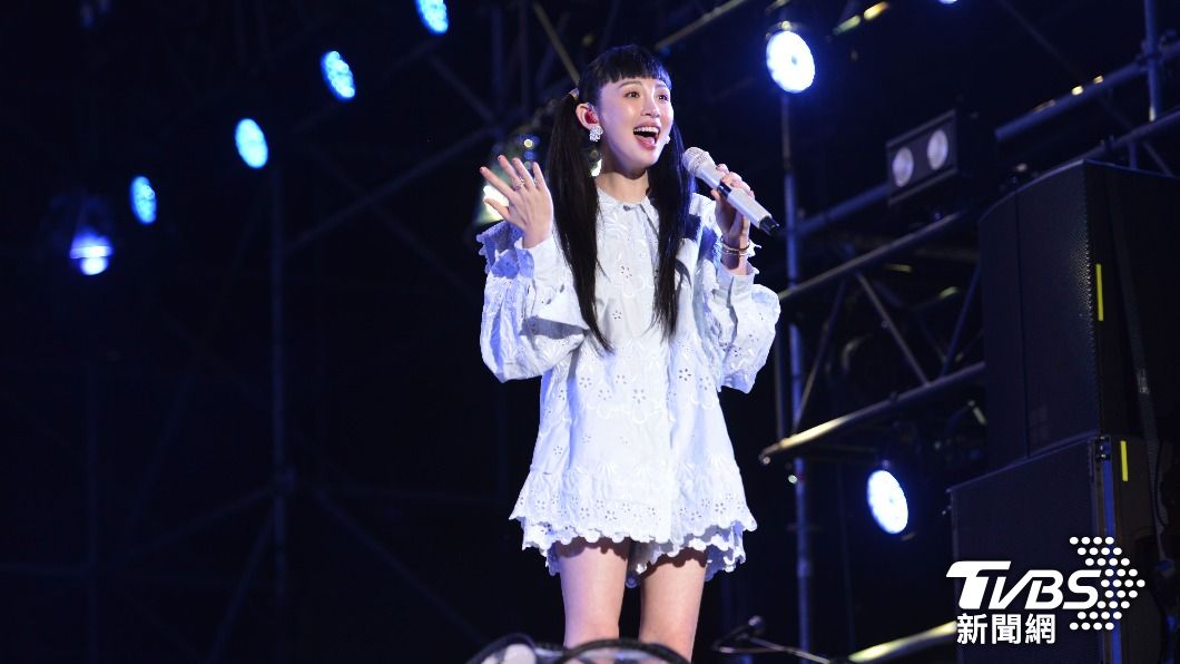 魏如萱不忍了!台東跨年問台下「我哪裡唱不好」 苦笑:真的改不了