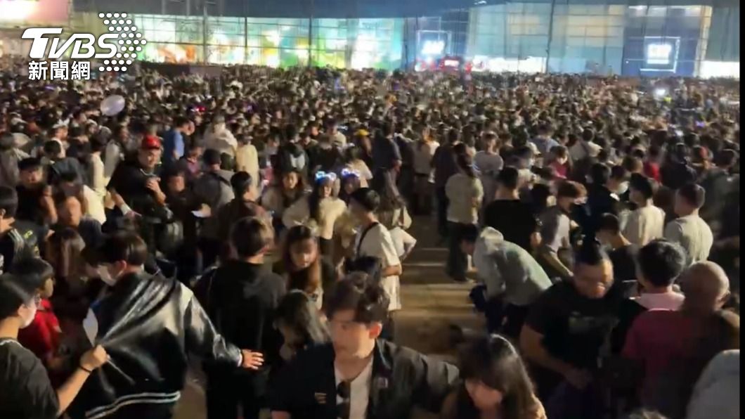 快訊／高雄跨年驚爆「有人持刀」！大量受傷民眾湧入醫護站　市府回應了