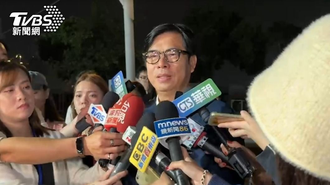 高雄跨年晚會傳「有人持刀」！陳其邁緊急發聲　警方證實是原子筆