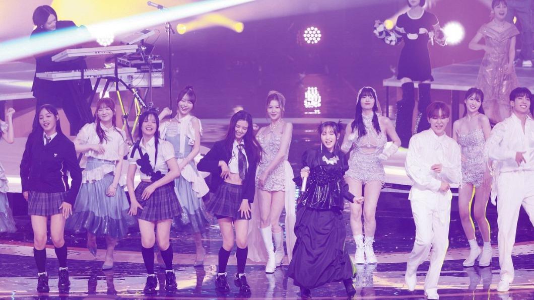 最狂舞台!YOASOBI紅白唱破億神曲 SVT、NewJeans輪流伴舞
