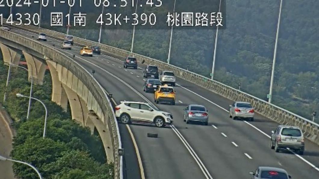 元旦收假國一2車追撞回堵4公里 午後國道11地雷路段當心