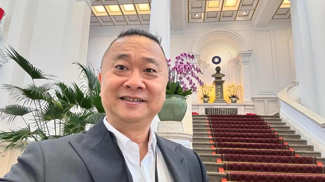 邰智源元旦奔總統府喊「我們的國家」　網讚：最有Guts藝人