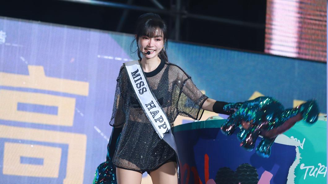 看一次少一次!謝金燕跨年收視奪冠 曬超美嫩照:15歲硬要