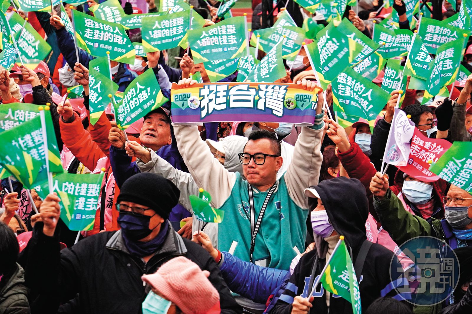 賴清德陸戰著力極深。圖為環島排字活動。（圖／鏡週刊）
