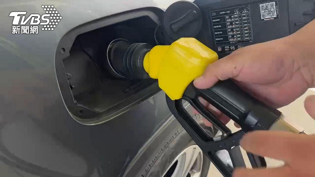 95加滿!結帳改口只給300 加油站公布車牌