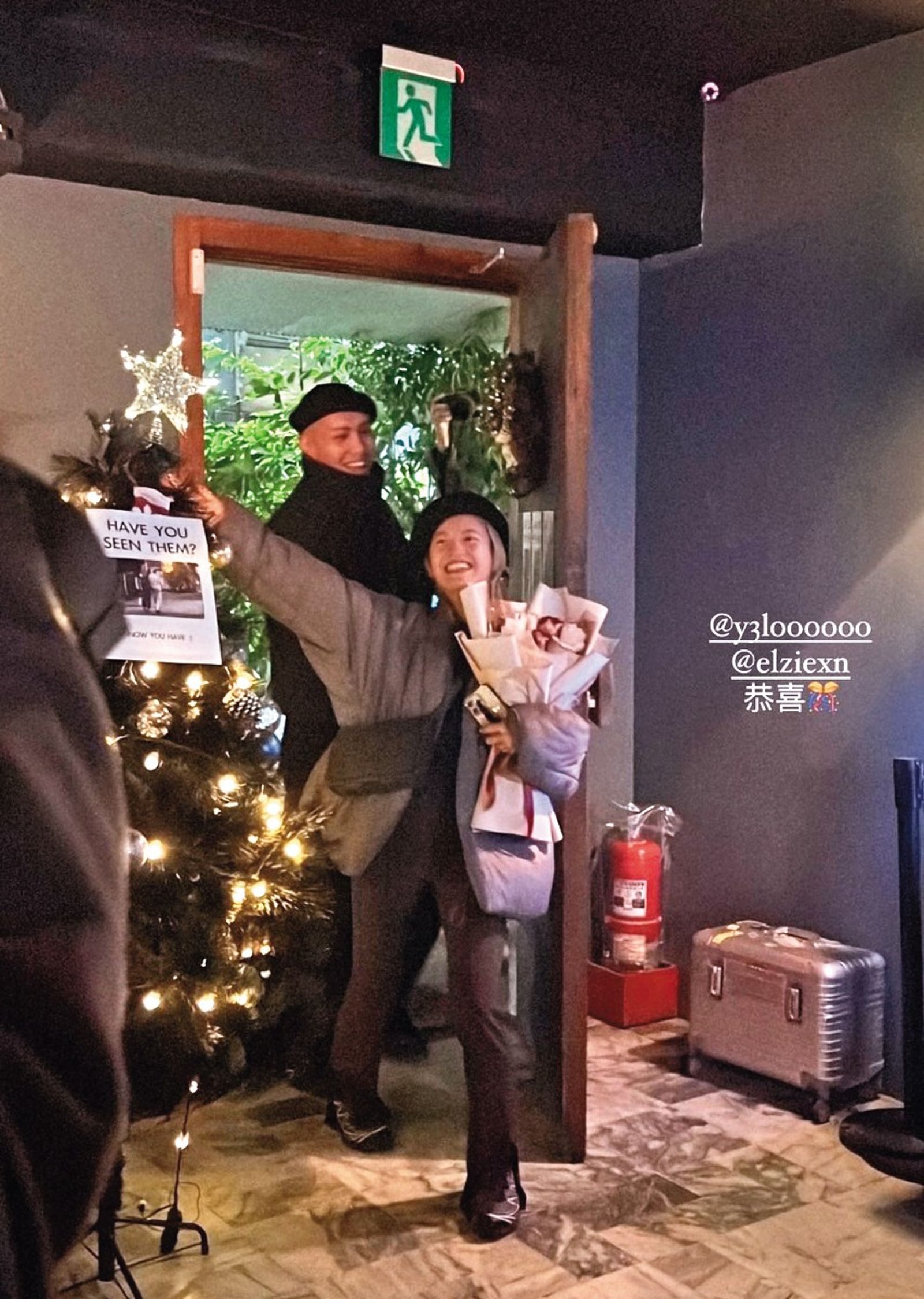 張景嵐上傳黃宣與老婆在酒吧重演求婚的片段。(圖/翻攝自張景嵐IG)