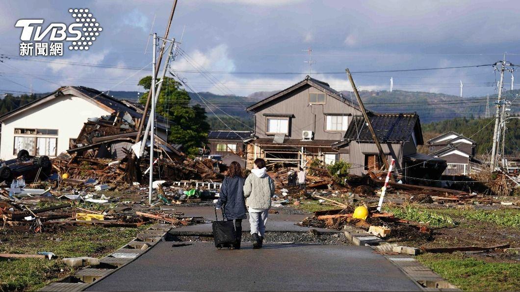 能登半島造成大量房屋倒塌、民眾傷亡等災情。(圖/達志影像美聯社)