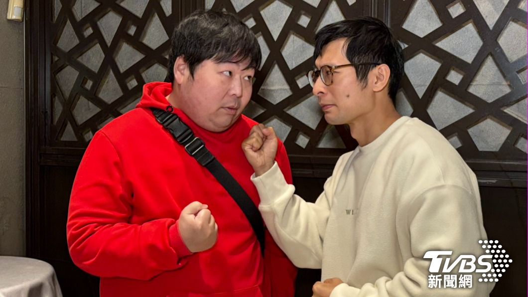山豬和逸祥搞笑互瞪。(圖/林彥君攝)