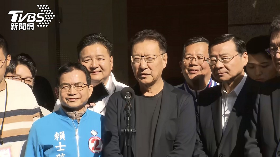喊話郭台銘最後關頭歸隊 趙少康:郭董是梟雄!不是狗熊
