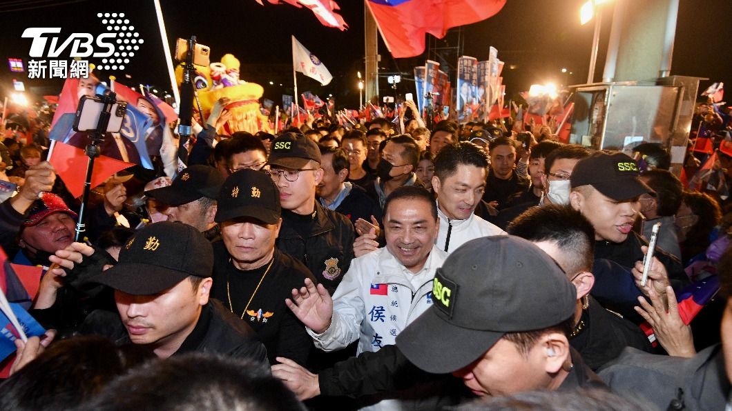 國民黨正副總統候選人侯友宜、趙少康今（5）日到台南造勢。（圖／胡瑞麒攝）