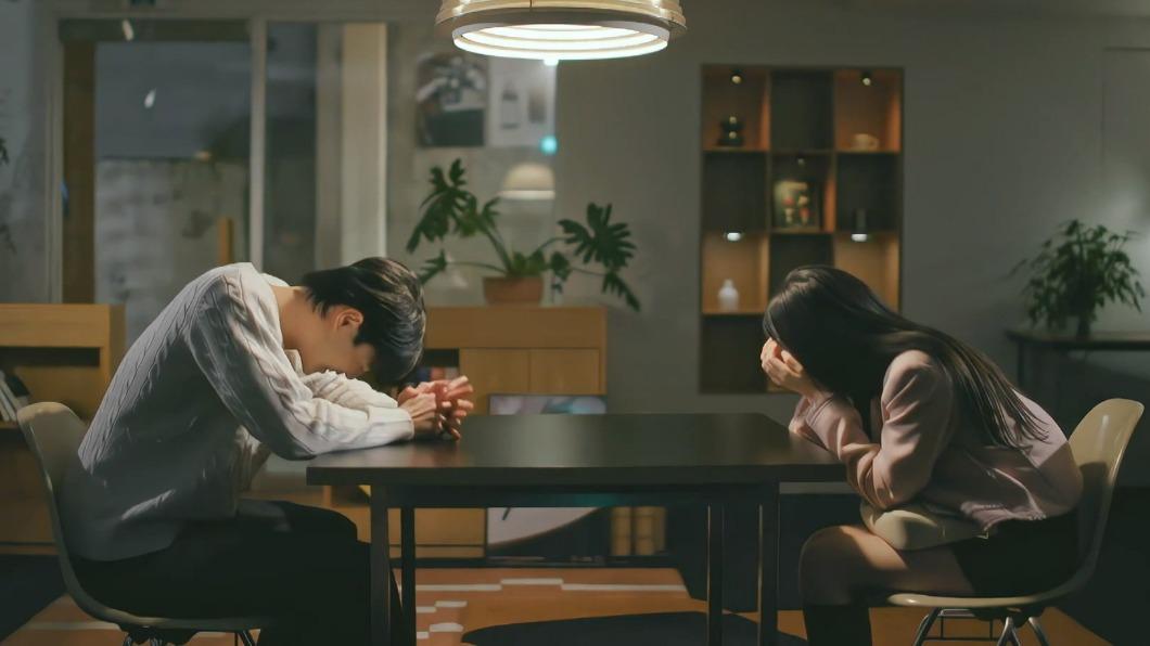 《換乘戀愛3》回來了!嫩草「窮到分手」狠甩女友 主持直呼心酸