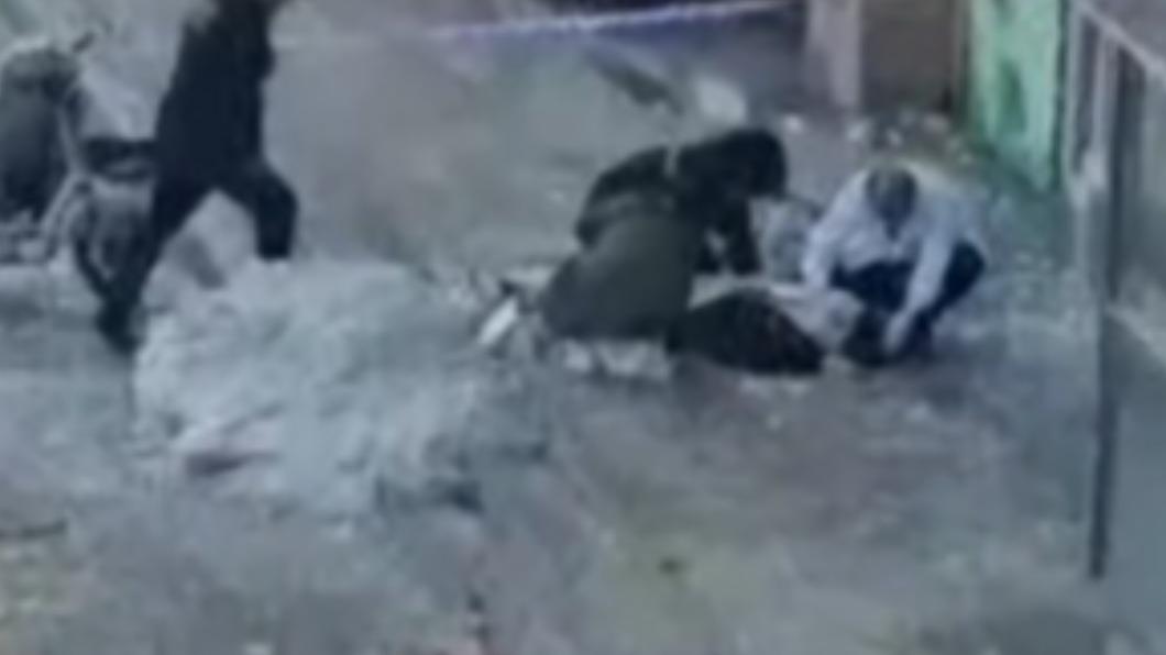 冰錐急墜「秒刺穿頭骨」!陸生慘遭爆頭 口鼻噴血倒地亡