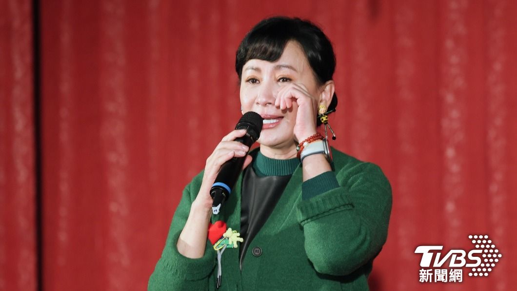 陳亞蘭「吃餅乾果腹」存錢!賣3棟房苦撐拍歌仔戲 楊麗花不忍說話了