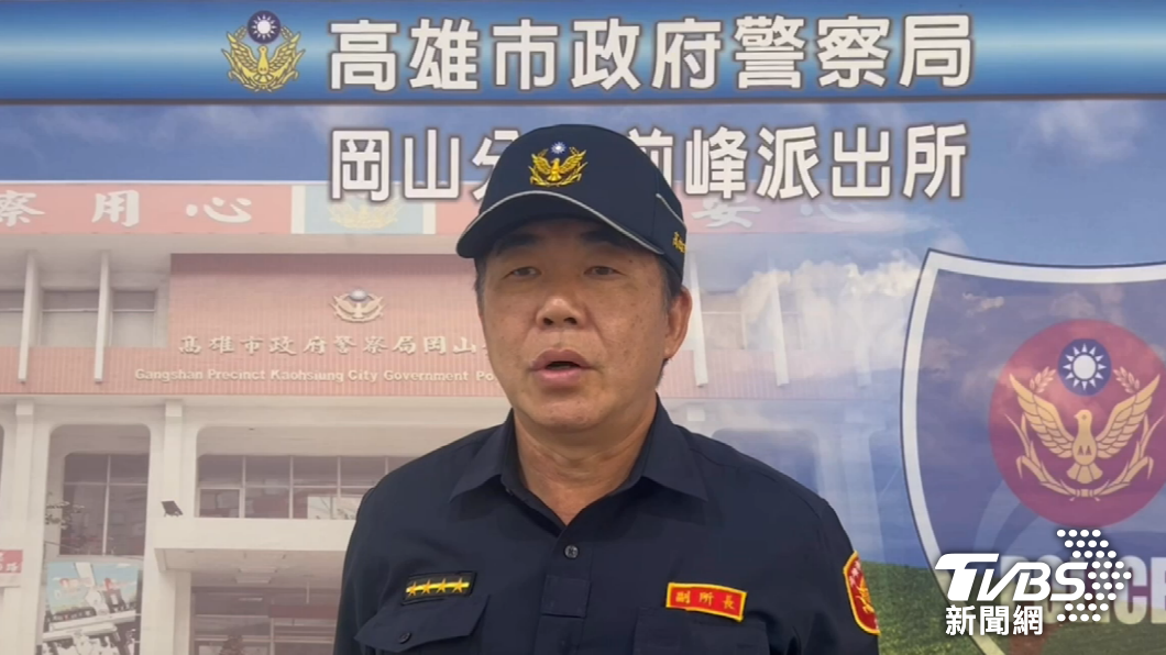警方表示女子的行為足以妨礙交通，可處新台幣500元之罰鍰。（圖／TVBS）